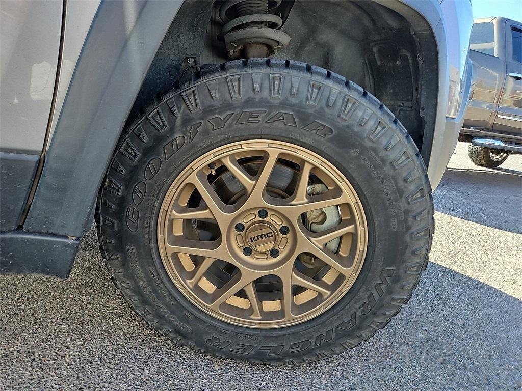 used 2018 Jeep Cherokee car, priced at $16,431