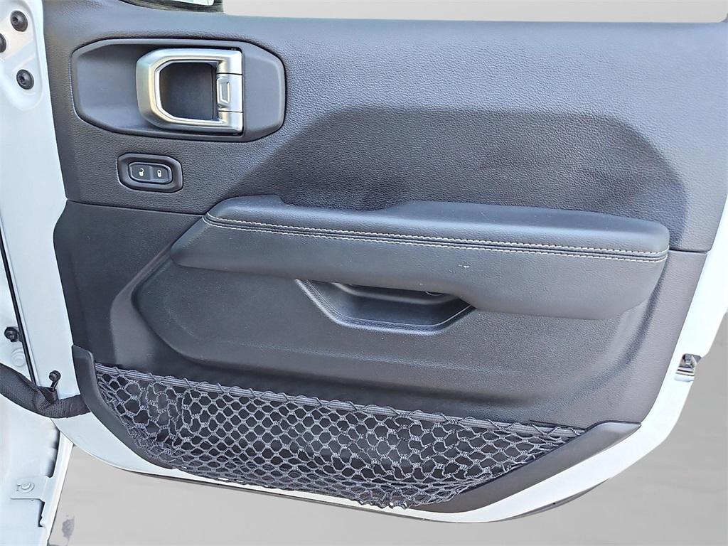 used 2020 Jeep Gladiator car, priced at $27,399