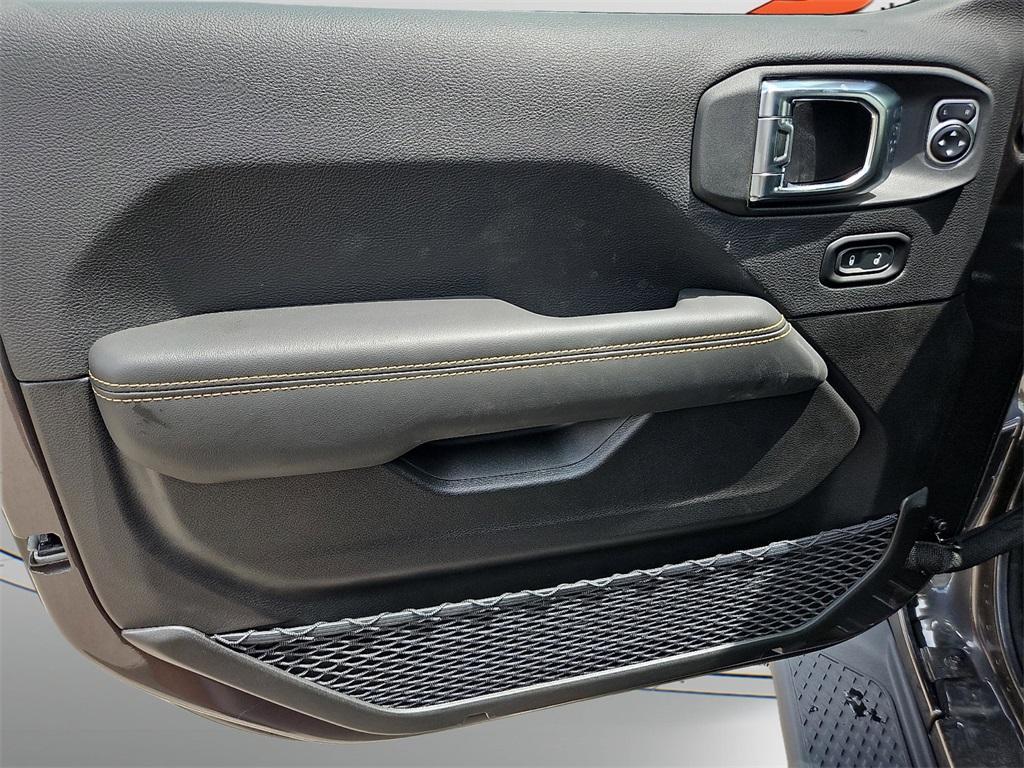 new 2025 Jeep Gladiator car, priced at $46,605