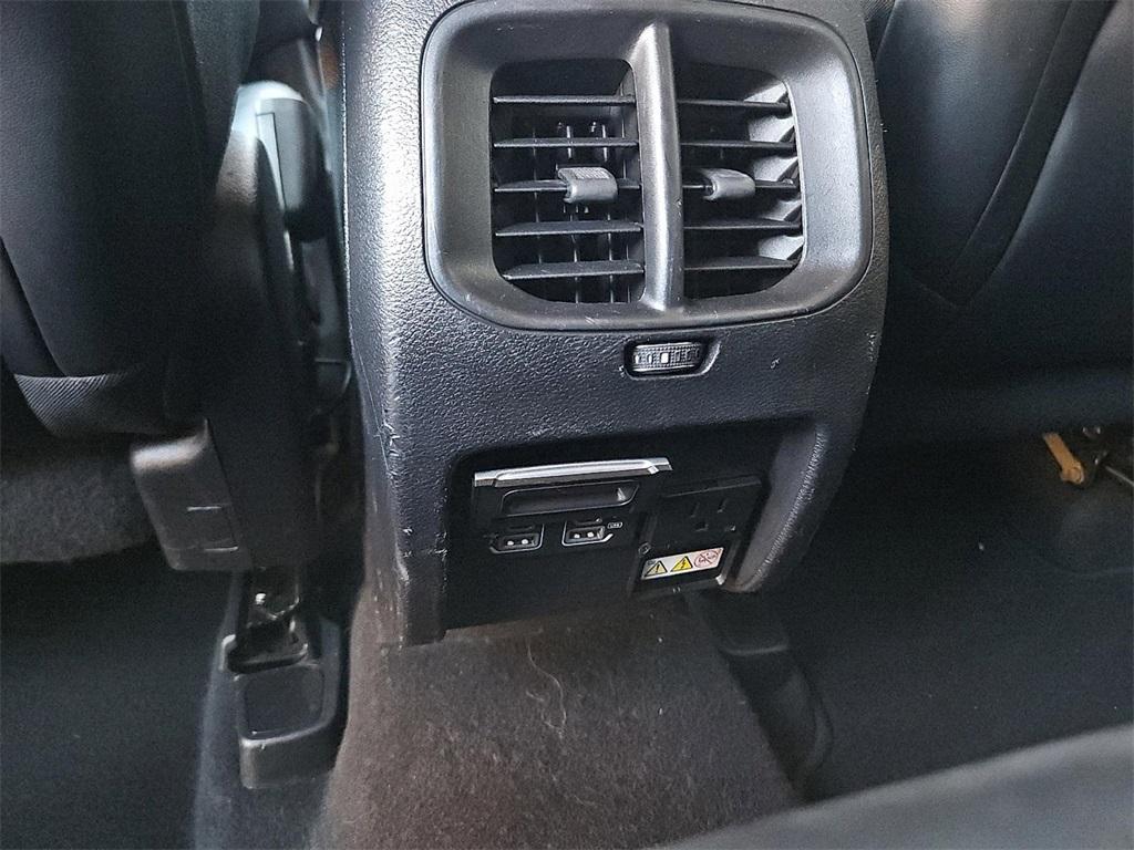 used 2020 Jeep Cherokee car, priced at $13,378