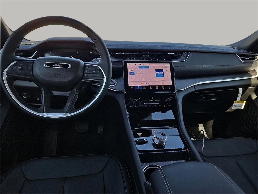 new 2025 Jeep Grand Cherokee L car, priced at $45,667