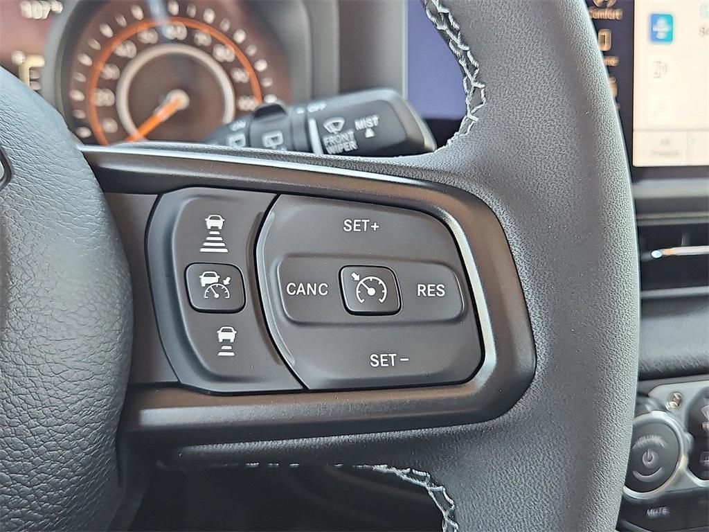 new 2025 Jeep Wrangler car, priced at $50,085