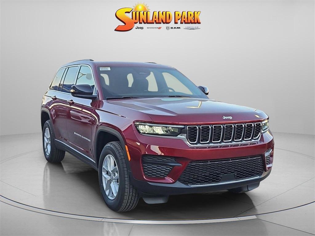 new 2025 Jeep Grand Cherokee car, priced at $38,653
