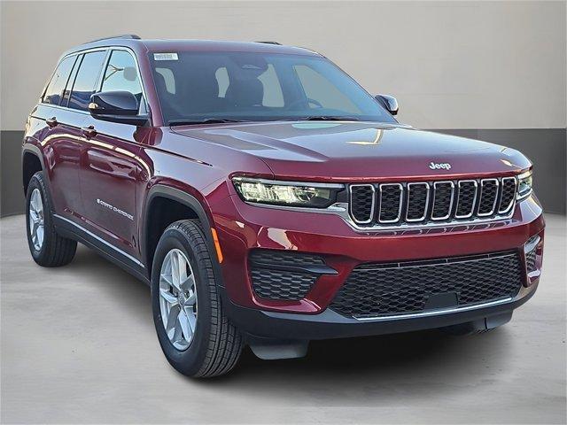 new 2025 Jeep Grand Cherokee car, priced at $37,970