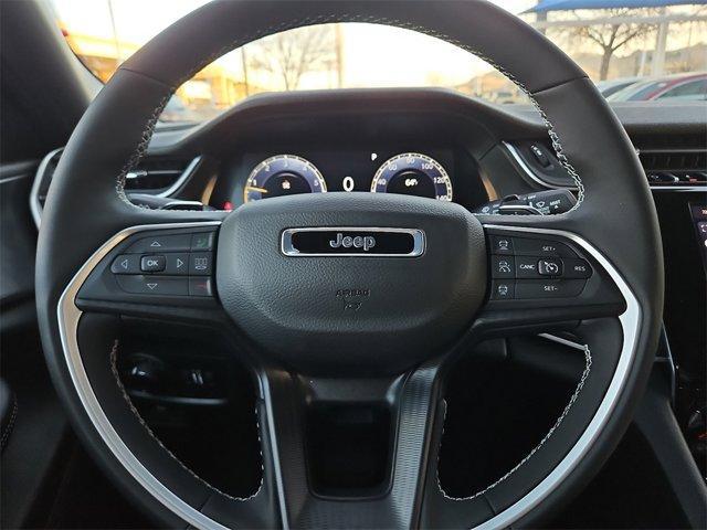 new 2025 Jeep Grand Cherokee car, priced at $37,970