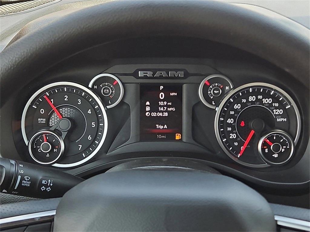 new 2025 Ram 1500 car, priced at $39,250