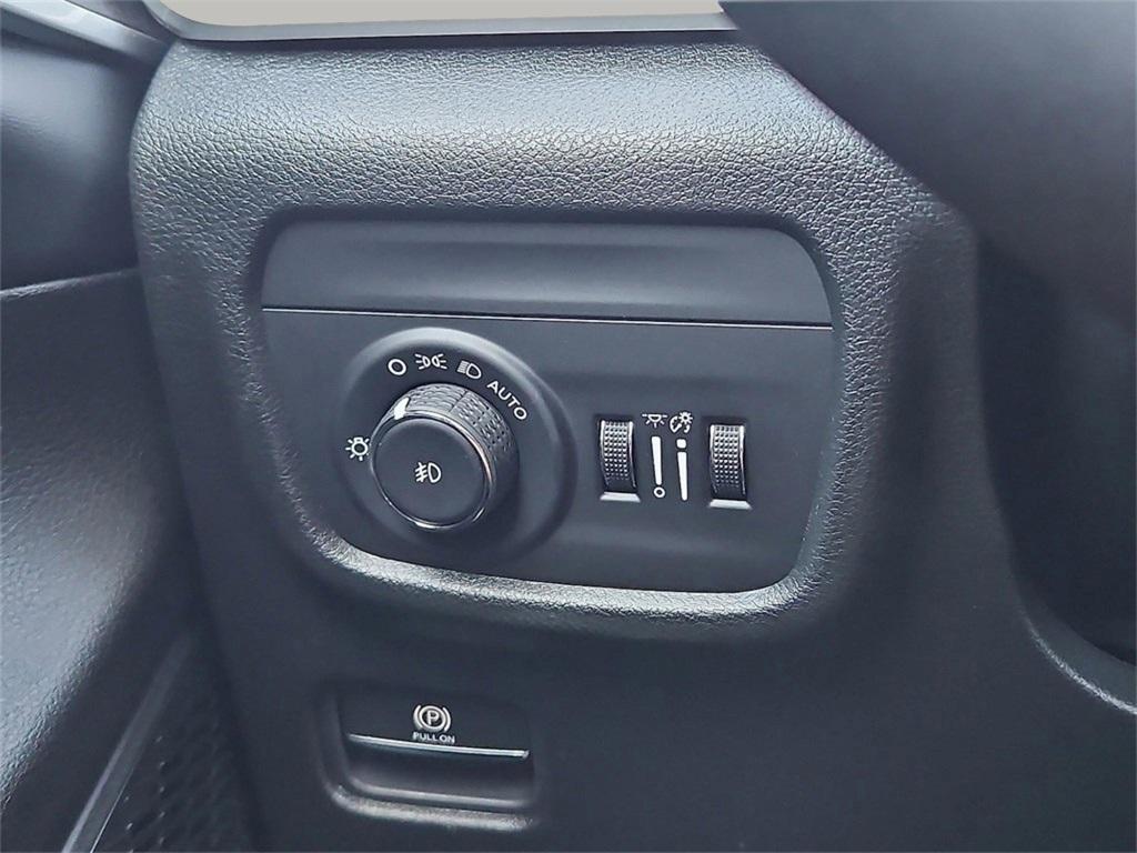 new 2025 Jeep Grand Cherokee L car, priced at $42,742
