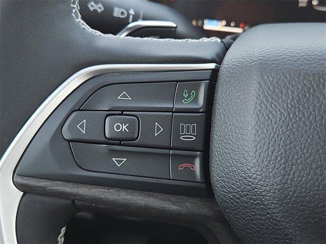 new 2025 Jeep Grand Cherokee L car, priced at $43,242