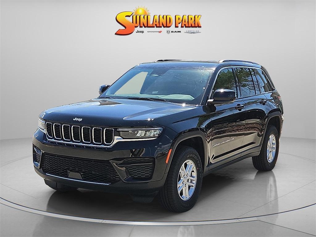 new 2025 Jeep Grand Cherokee car, priced at $36,875