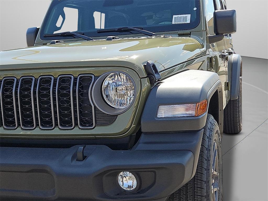 new 2025 Jeep Wrangler car, priced at $40,845