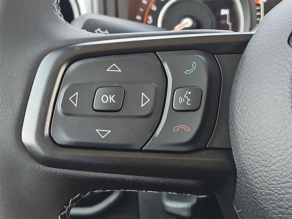 new 2025 Jeep Wrangler car, priced at $40,845