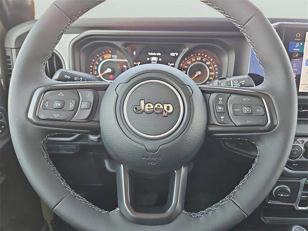 new 2025 Jeep Wrangler car, priced at $40,845