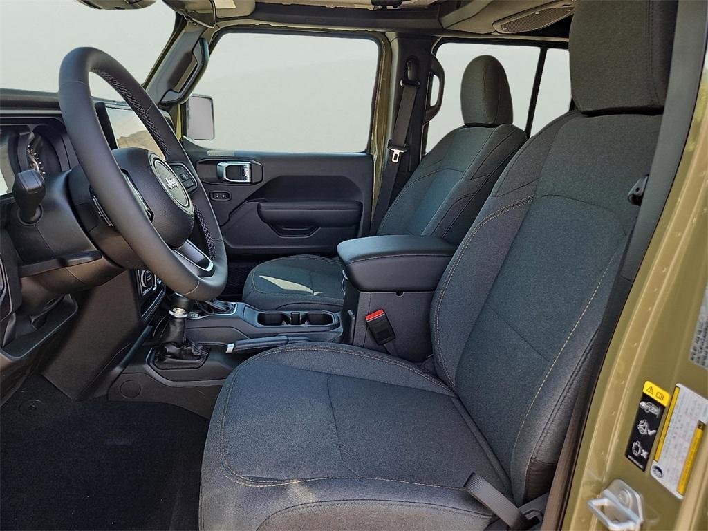 new 2025 Jeep Wrangler car, priced at $40,845