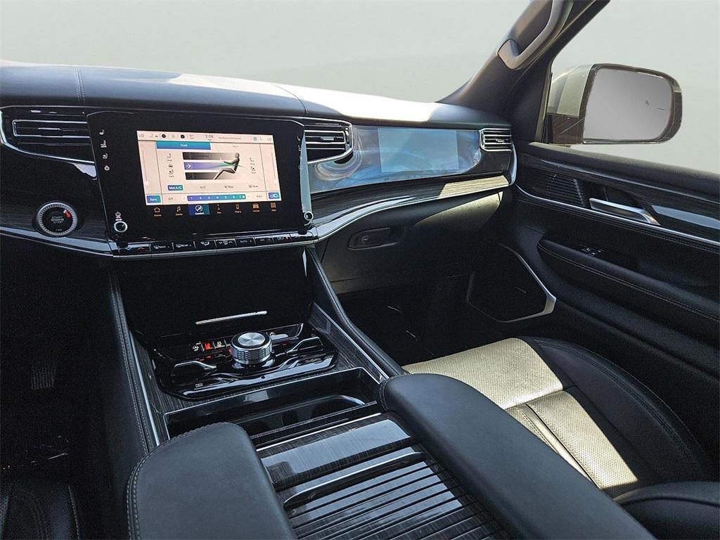 used 2022 Jeep Wagoneer car, priced at $46,897