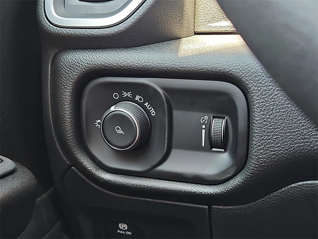 new 2025 Ram 1500 car, priced at $39,041