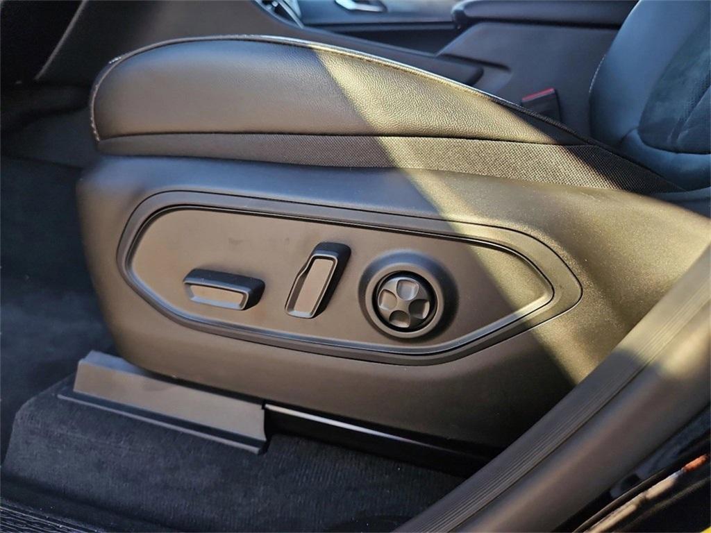 new 2025 Jeep Grand Cherokee car, priced at $39,580