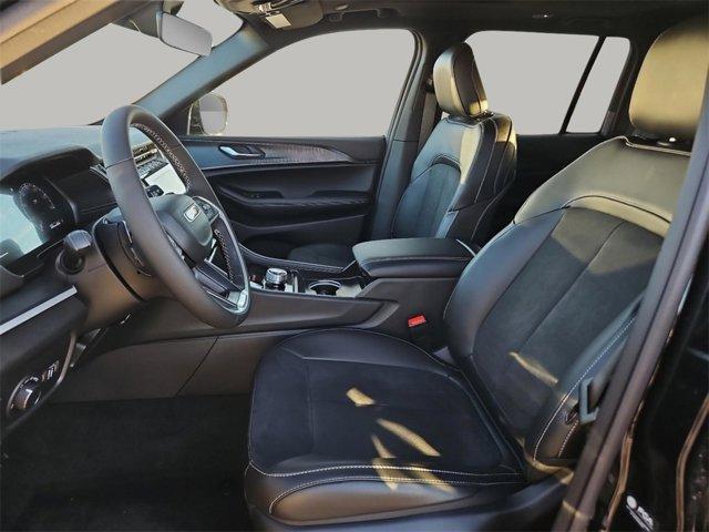 new 2025 Jeep Grand Cherokee car, priced at $43,030
