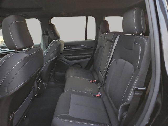 new 2025 Jeep Grand Cherokee car, priced at $36,153