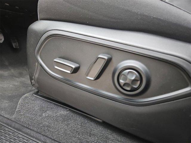 new 2025 Jeep Grand Cherokee car, priced at $38,058