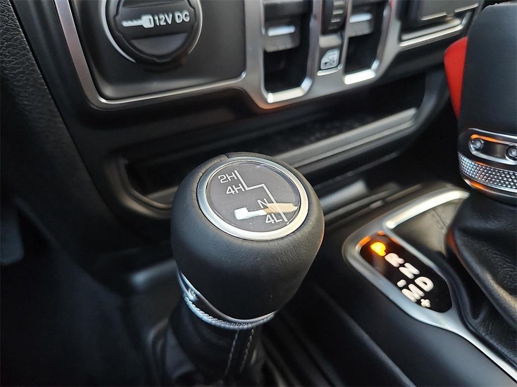 new 2025 Jeep Gladiator car, priced at $46,605