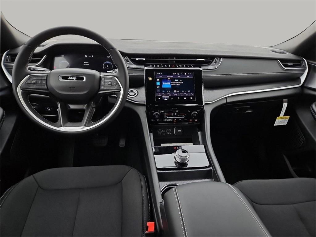 new 2025 Jeep Grand Cherokee L car, priced at $43,720