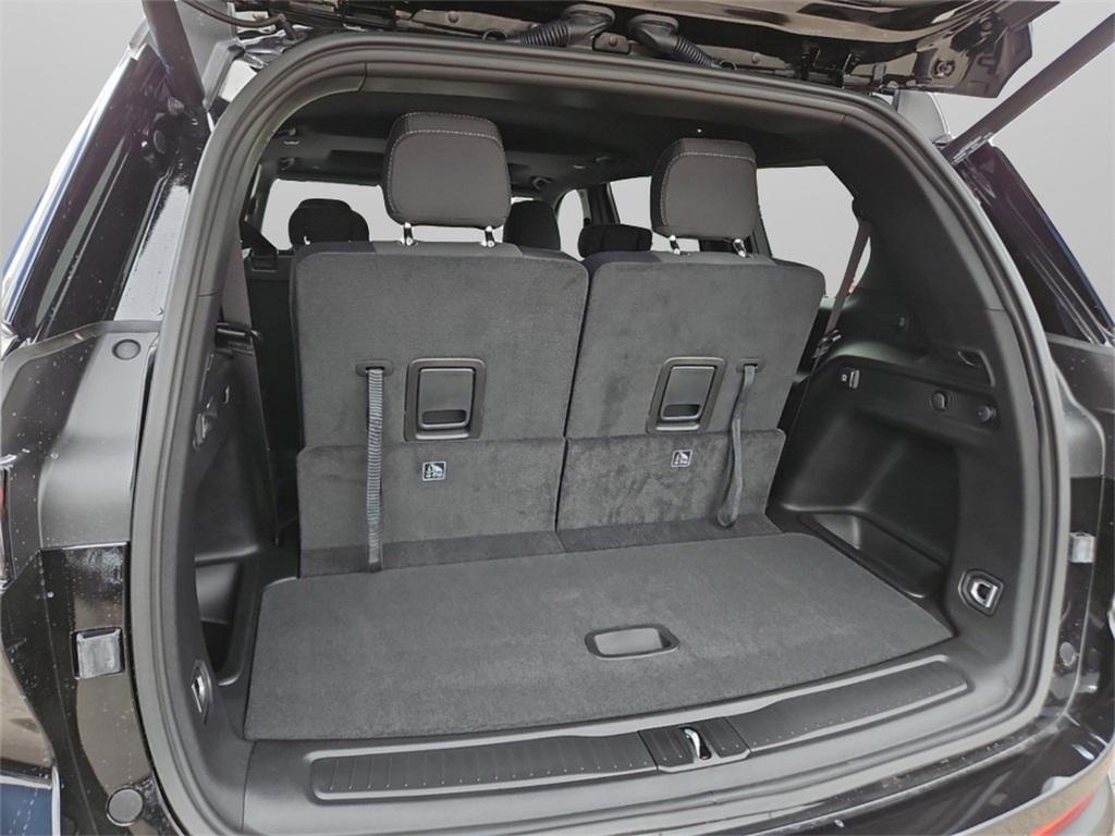 new 2025 Jeep Grand Cherokee L car, priced at $43,720