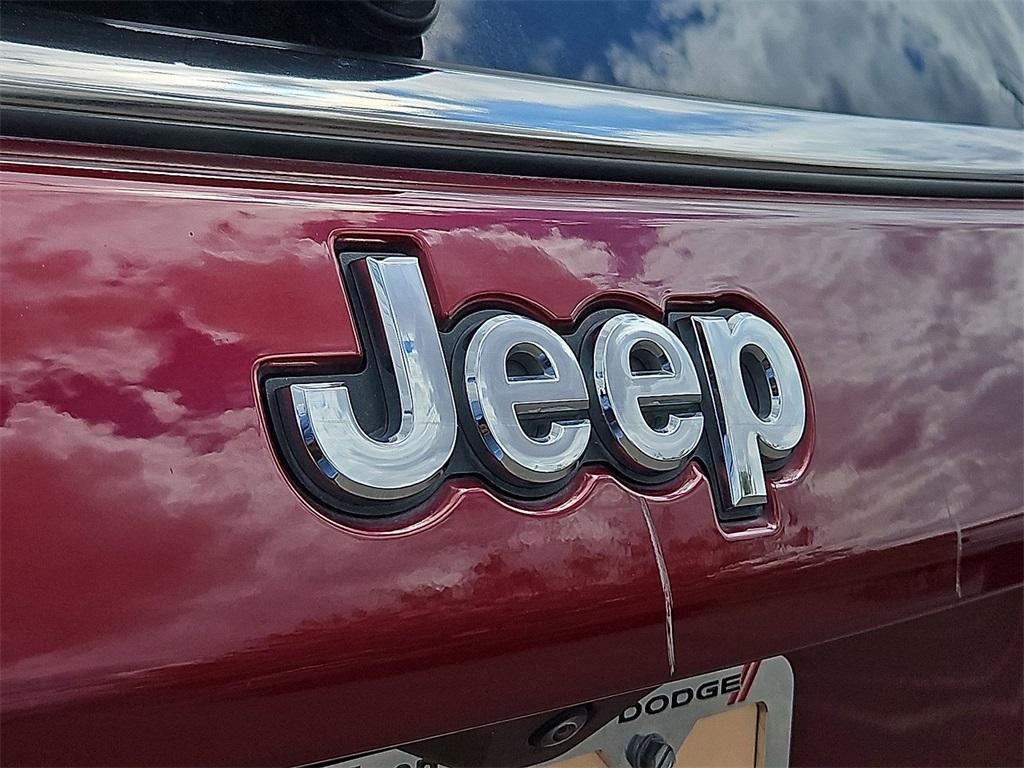 used 2022 Jeep Compass car, priced at $19,051