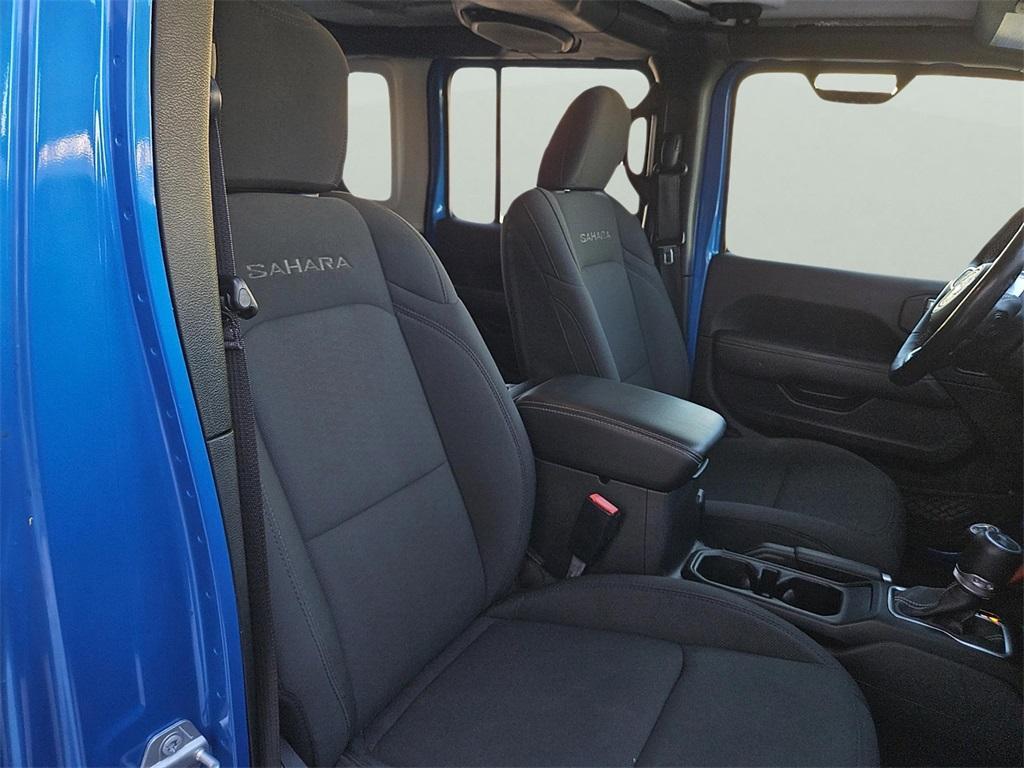 used 2021 Jeep Wrangler Unlimited car, priced at $31,997