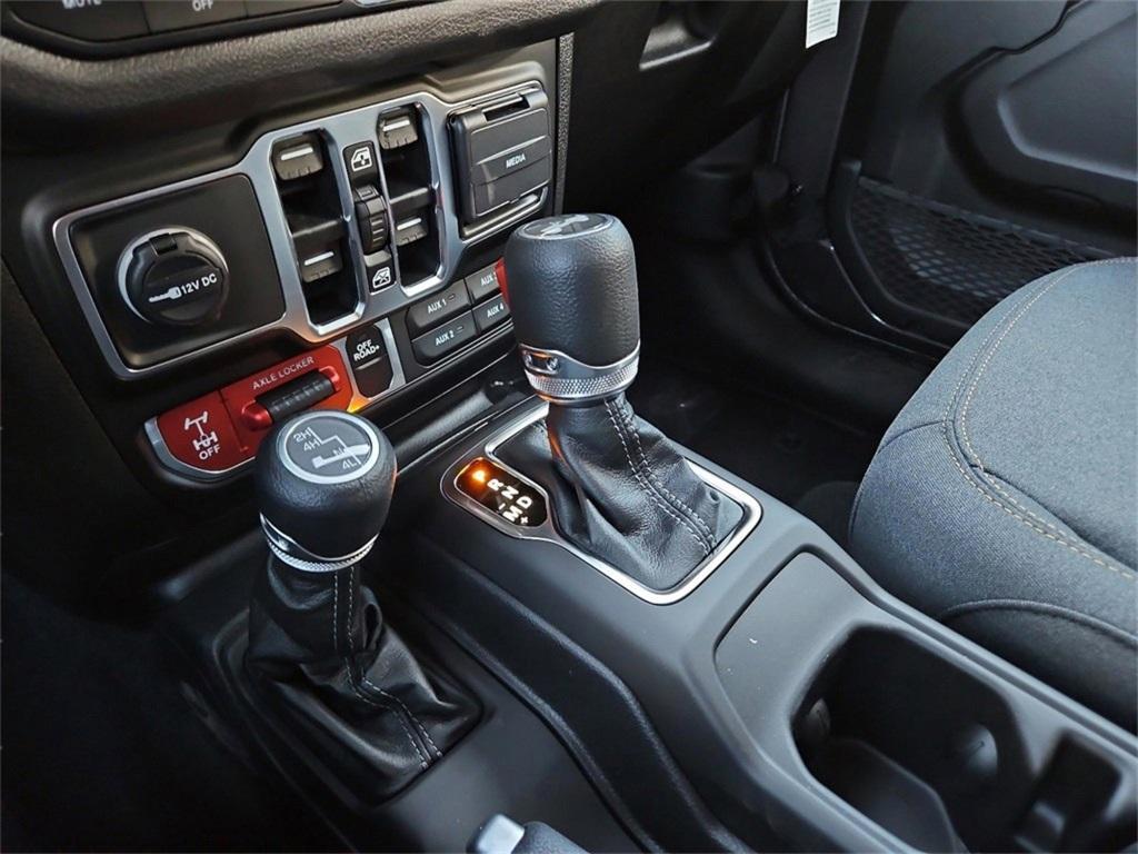 new 2025 Jeep Wrangler car, priced at $52,797