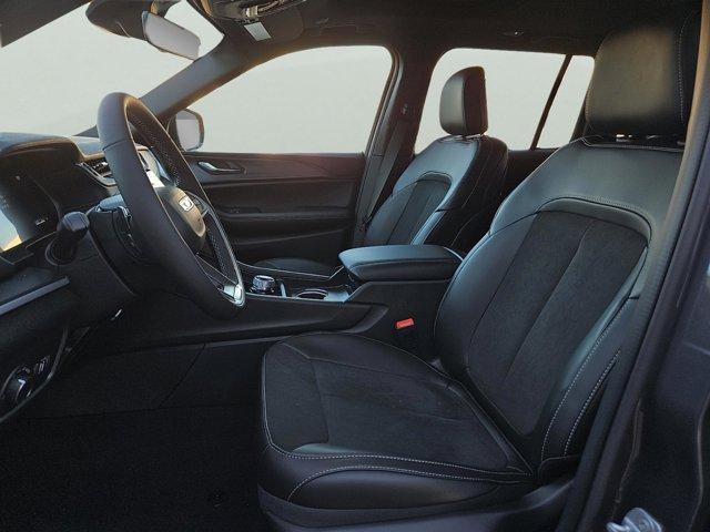 new 2025 Jeep Grand Cherokee car, priced at $41,980