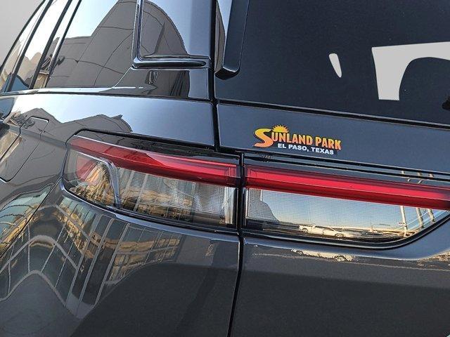 new 2025 Jeep Grand Cherokee car, priced at $41,980