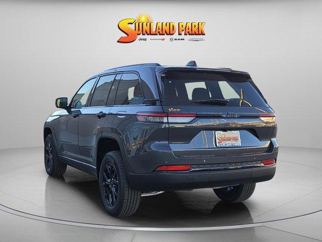 new 2025 Jeep Grand Cherokee car, priced at $41,980