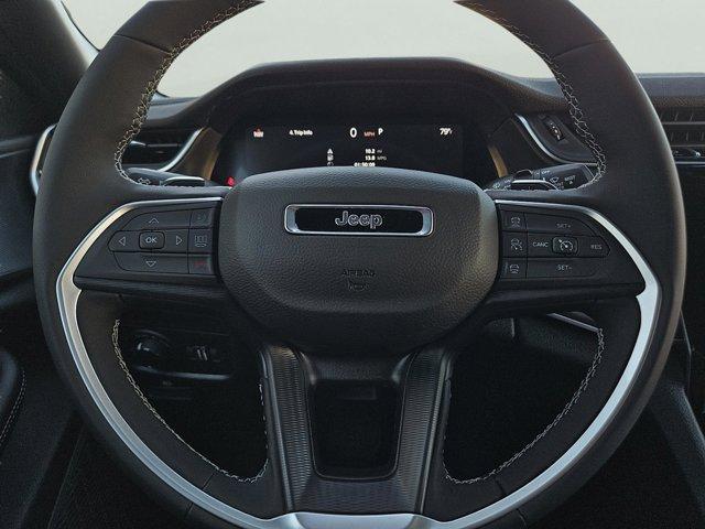 new 2025 Jeep Grand Cherokee car, priced at $41,980