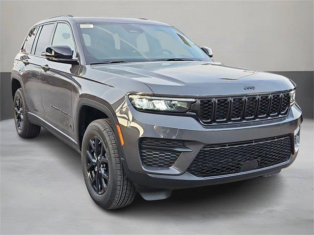 new 2025 Jeep Grand Cherokee car, priced at $43,525