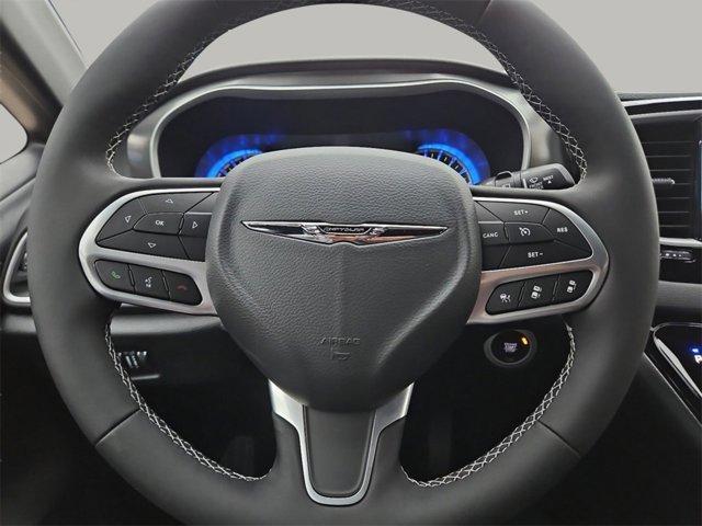 new 2025 Chrysler Voyager car