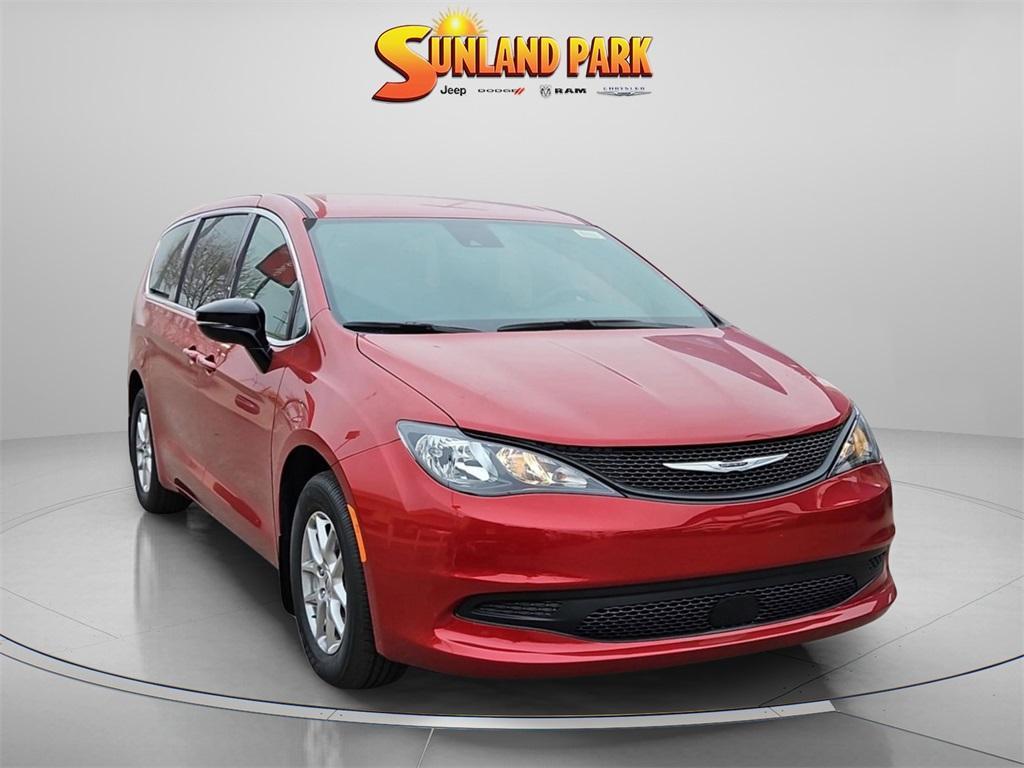 new 2025 Chrysler Voyager car