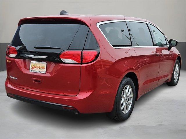 new 2025 Chrysler Voyager car