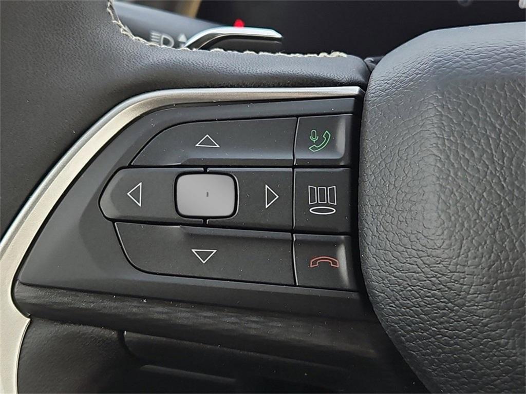 new 2025 Jeep Grand Cherokee L car, priced at $40,885