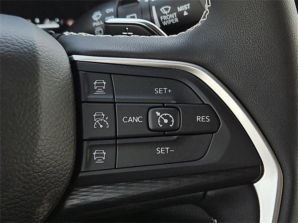 new 2025 Jeep Grand Cherokee L car, priced at $40,885