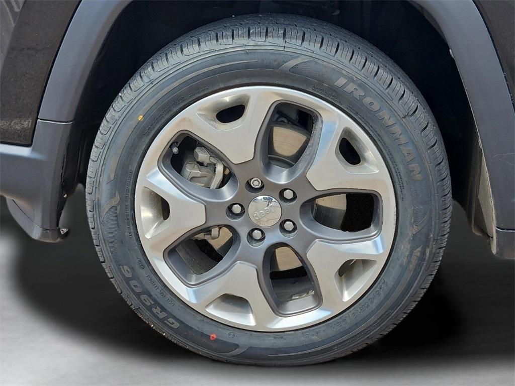 used 2021 Jeep Compass car, priced at $19,377