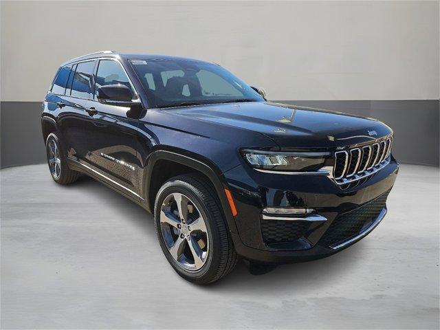 new 2024 Jeep Grand Cherokee car, priced at $50,920