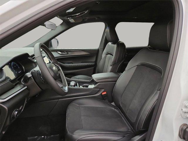 new 2025 Jeep Grand Cherokee L car, priced at $42,035