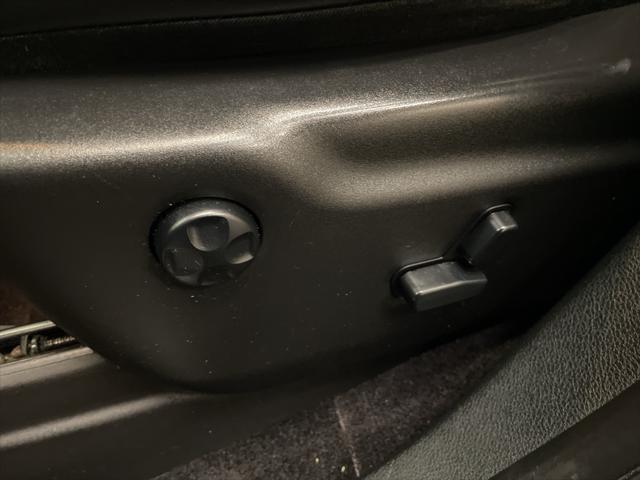 used 2016 Jeep Grand Cherokee car, priced at $10,383