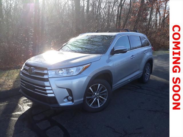 used 2017 Toyota Highlander car, priced at $19,999