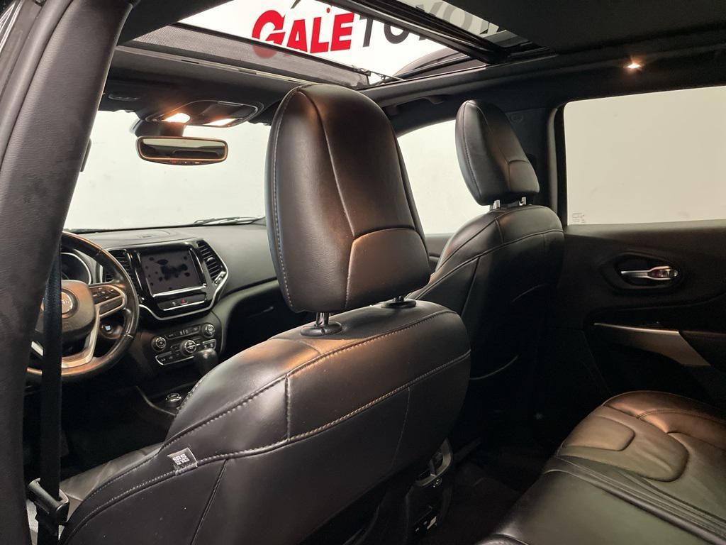 used 2019 Jeep Cherokee car, priced at $15,877
