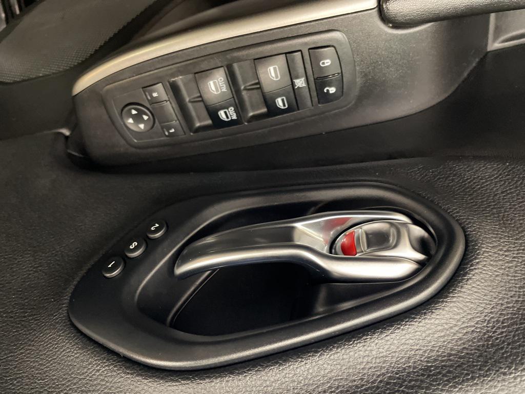 used 2019 Jeep Cherokee car, priced at $15,877