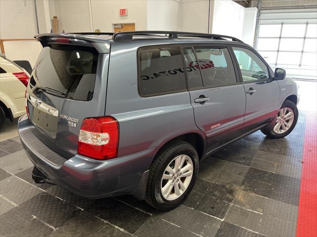 used 2007 Toyota Highlander Hybrid car, priced at $9,999