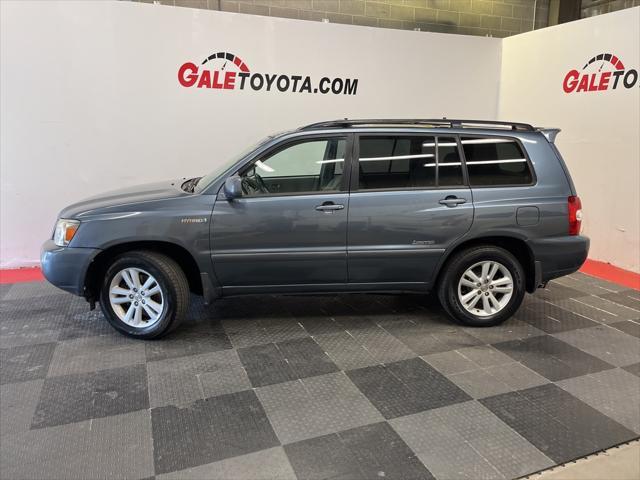 used 2007 Toyota Highlander Hybrid car, priced at $9,999