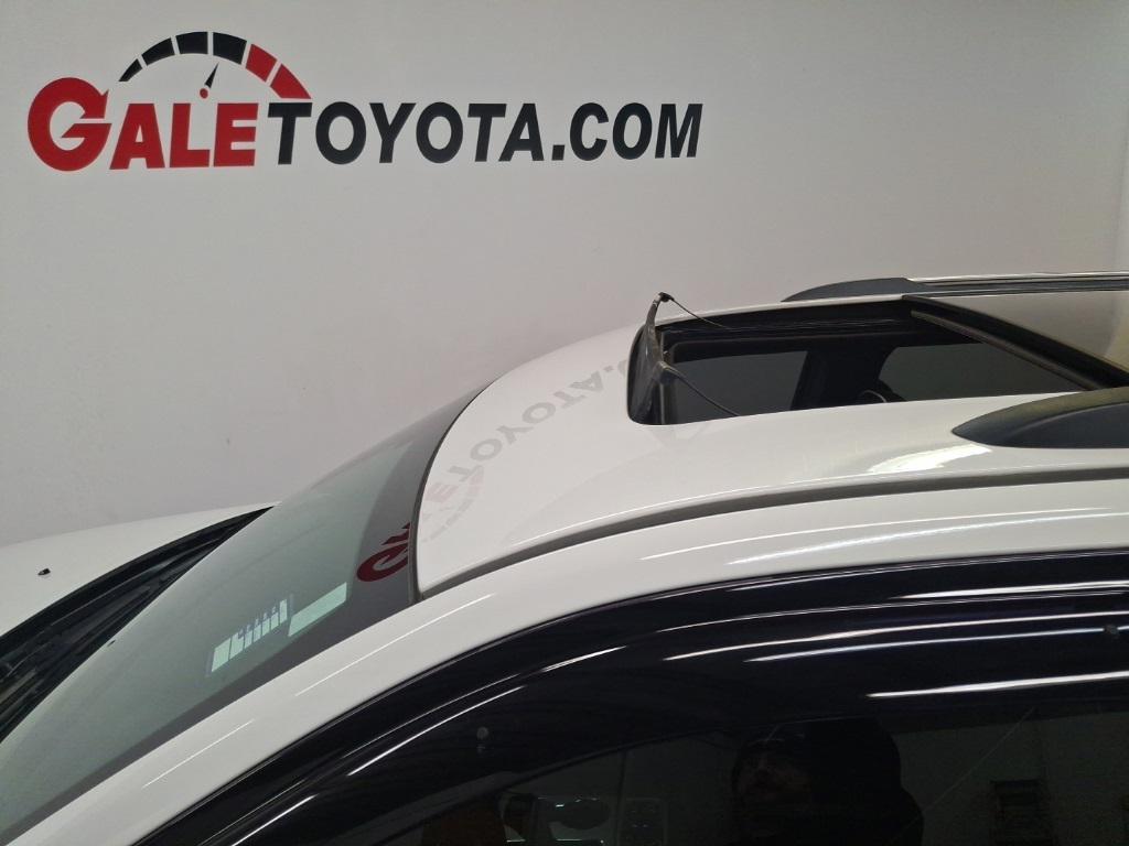 used 2016 Jeep Grand Cherokee car, priced at $13,783