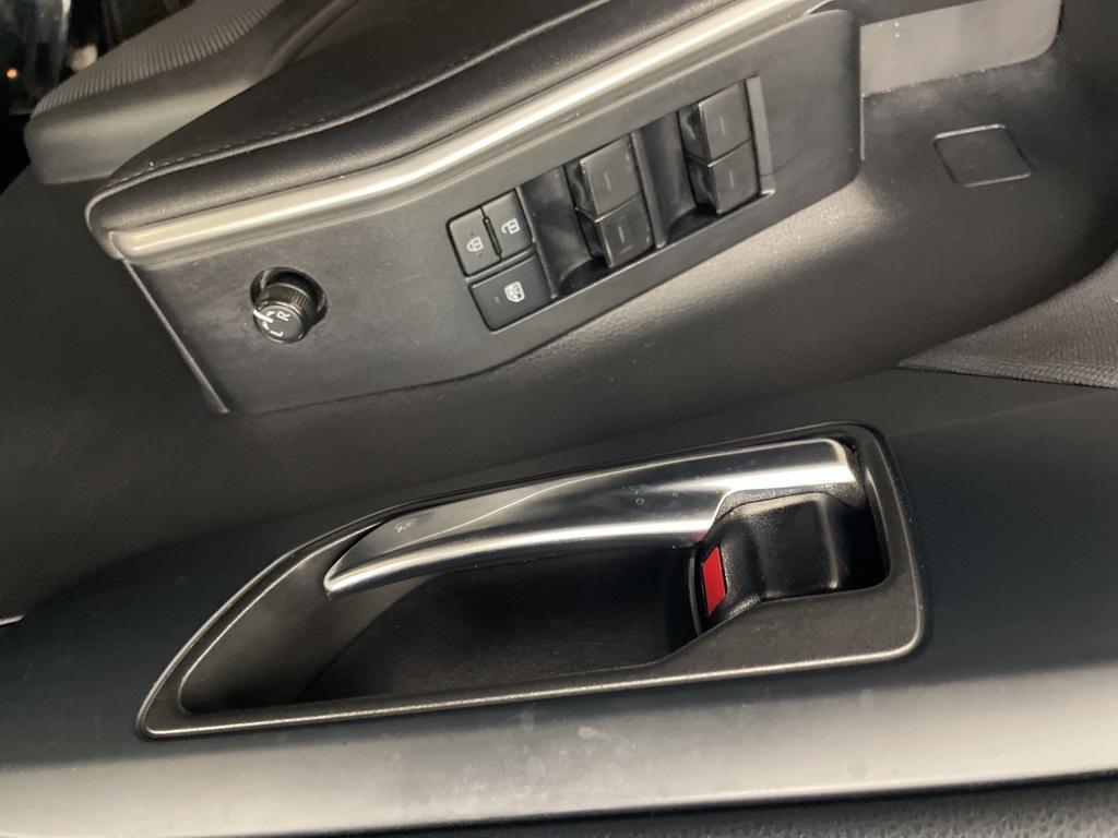 used 2020 Toyota Highlander car, priced at $28,483